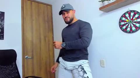 Andrew Diaz online show from 09/30/25, 11:54