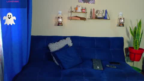 andrewfalcon_ online show from 05/12/26, 08:17