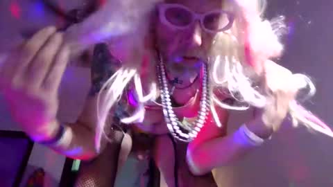 Snapshot of andrewgennie chatting on 12/05/25, 07:39 andrewgennie online show from 12/05/25, 07:39