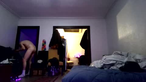 Snapshot of andrewgennie chatting on 05/12/26, 02:41 andrewgennie online show from 05/12/26, 02:41