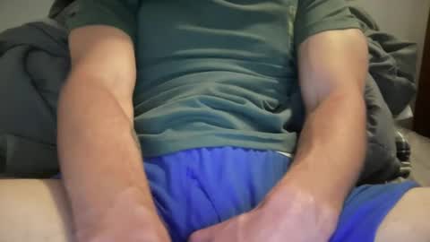 Snapshot of andrewholdsteady chatting on 09/29/25, 12:05 andrewholdsteady online show from 09/29/25, 12:05