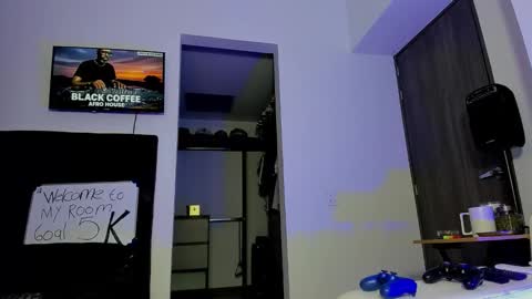 Andrew Johnson online show from 10/19/25, 11:27