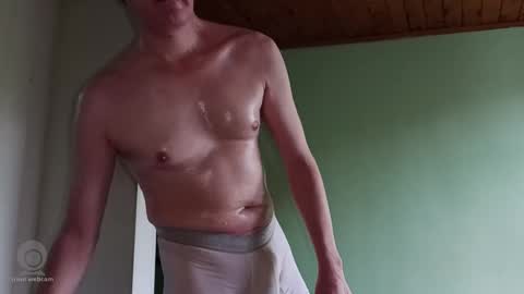 Snapshot of andrewmature chatting on 04/19/26, 10:34 andrewmature online show from 04/19/26, 10:34