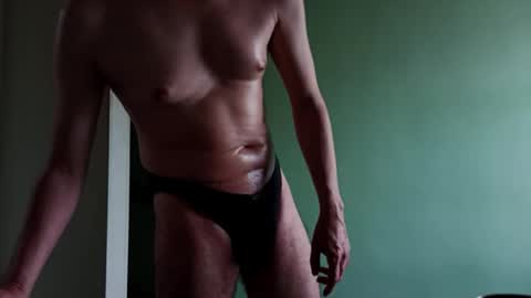 Snapshot of andrewmature chatting on 04/26/26, 08:39 andrewmature online show from 04/26/26, 08:39