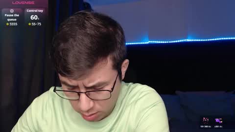 andrewmhilton_ online show from 03/10/26, 08:41