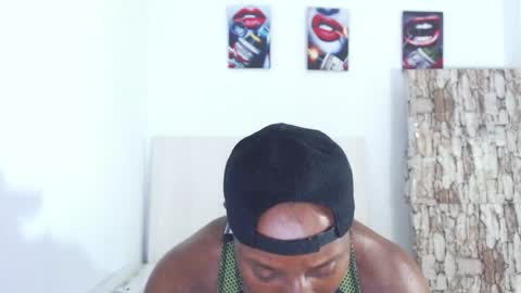 Snapshot of andrewoconnor__ chatting on 05/02/26, 02:55 Andrew Oconnor online show from 05/02/26, 02:55