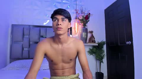 Snapshot of andrewortix chatting on 02/28/25, 06:43 AndreWortix online show from 02/28/25, 06:43