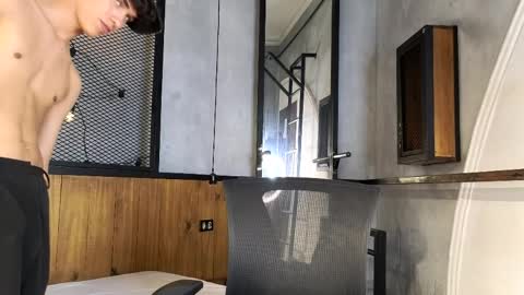 AndreWortix online show from 03/29/26, 04:34