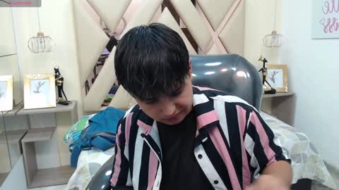 ANDREW online show from 01/05/25, 12:42