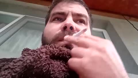Snapshot of andrey21q chatting on 10/08/25, 06:00 andrey21q online show from 10/08/25, 06:00