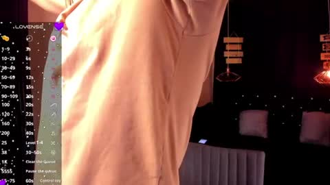      online show from 07/27/26, 08:16