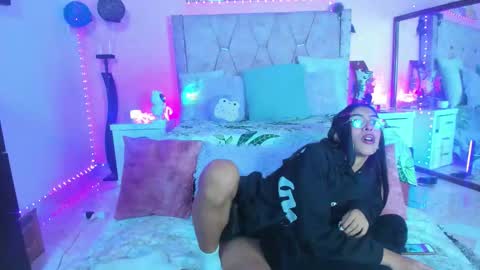 Snapshot of andromedashine chatting on 09/30/25, 01:10 vero paez online show from 09/30/25, 01:10