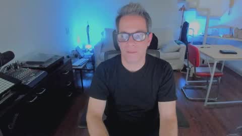 Andrew online show from 12/21/25, 09:55