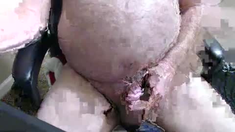 Snapshot of andy523 chatting on 10/10/25, 01:04 andy523 online show from 10/10/25, 01:04