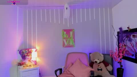 Andrea online show from 10/28/25, 01:14