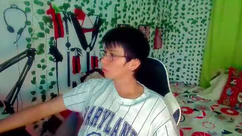 Snapshot of andy_gray01 chatting on 01/06/26, 06:00 Andy Gray online show from 01/06/26, 06:00