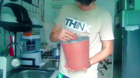 Snapshot of andy_gray01 chatting on 03/04/26, 11:27 Andy Gray online show from 03/04/26, 11:27