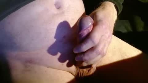 Snapshot of andyb1803 chatting on 12/04/25, 03:43 andyb1803 online show from 12/04/25, 03:43