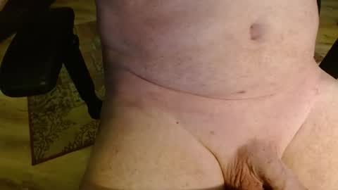 Snapshot of andyb1803 chatting on 03/17/26, 05:38 andyb1803 online show from 03/17/26, 05:38