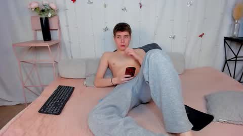 Mandy and Andy online show from 01/09/26, 12:35