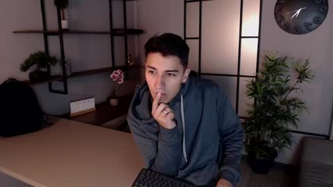 Andy Joy  online show from 03/08/25, 10:22