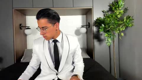 Andy Joy  online show from 10/02/25, 12:01