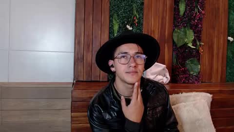 Andy Joy  online show from 11/15/25, 11:18