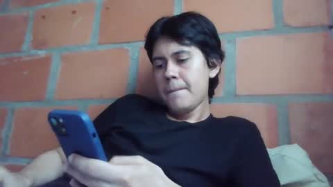 Snapshot of andyonaiscamhot chatting on 06/21/26, 06:43 Andy online show from 06/21/26, 06:43