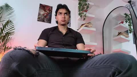 Snapshot of andypalmerr chatting on 06/02/26, 03:36 andypalmerr online show from 06/02/26, 03:36