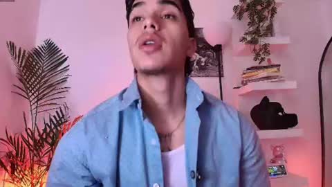 Snapshot of andypalmerr chatting on 06/20/26, 11:46 andypalmerr online show from 06/20/26, 11:46