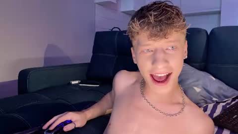 AndyTwinkkk online show from 06/27/26, 12:22
