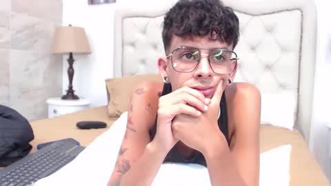 andyxibrat online show from 04/01/26, 01:41