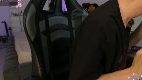      online show from 03/11/26, 02:28