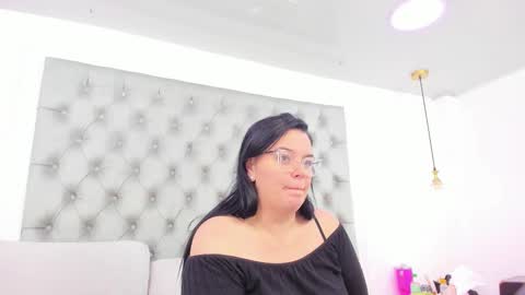 anette_cooper online show from 02/04/26, 03:45