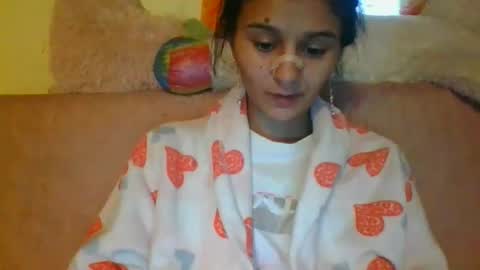 Snapshot of ang3l_black chatting on 11/04/25, 05:50 andr33a online show from 11/04/25, 05:50