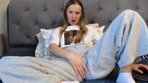 ange1ok online show from 02/03/26, 09:14