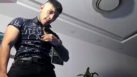 Snapshot of angeel_d035 chatting on 12/05/24, 04:31 Angel online show from 12/05/24, 04:31