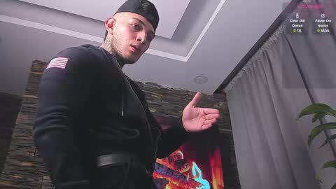 Snapshot of angeel_d035 chatting on 02/13/25, 08:06 Angel online show from 02/13/25, 08:06