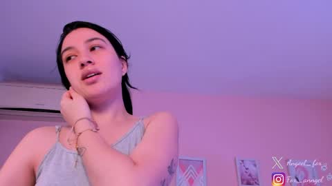 Snapshot of angeel_fox chatting on 05/12/26, 02:30 Angel online show from 05/12/26, 02:30
