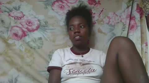 angeeliine online show from 04/17/26, 01:03