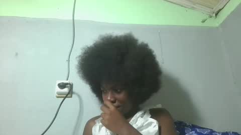 angeeliine online show from 05/01/26, 03:16