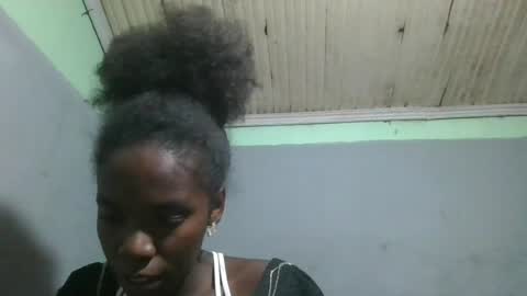angeeliine online show from 06/12/26, 10:36