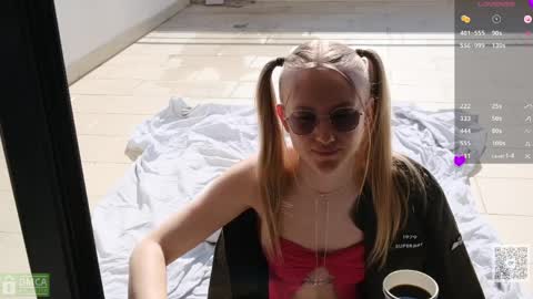angeellina online show from 03/25/26, 07:47