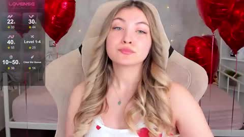 Snapshot of angel__grace chatting on 02/14/26, 06:10 Grace online show from 02/14/26, 06:10