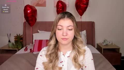 Snapshot of angel__grace chatting on 02/19/26, 12:17 Grace online show from 02/19/26, 12:17