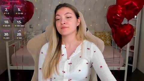 Snapshot of angel__grace chatting on 02/23/26, 12:09 Grace online show from 02/23/26, 12:09