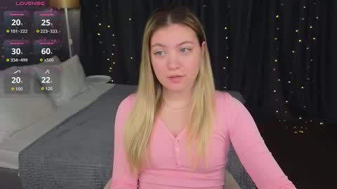 Snapshot of angel__grace chatting on 03/09/26, 12:03 Grace online show from 03/09/26, 12:03