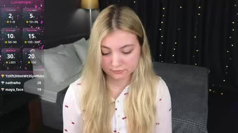 Snapshot of angel__grace chatting on 05/16/26, 12:07 Grace online show from 05/16/26, 12:07