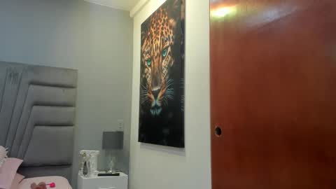 Angel online show from 10/26/25, 03:23