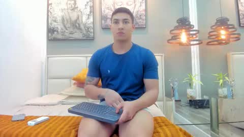 Angel online show from 02/09/26, 03:32